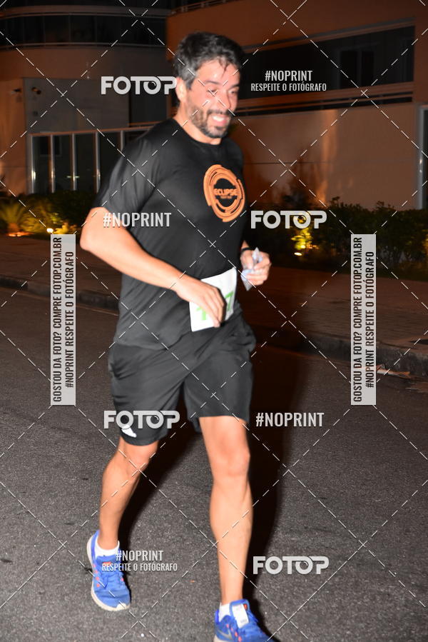 Buy your photos of the eventEclipse Night Run (Niter�i) on Fotop
