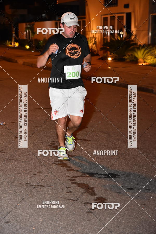 Buy your photos of the eventEclipse Night Run (Niter�i) on Fotop