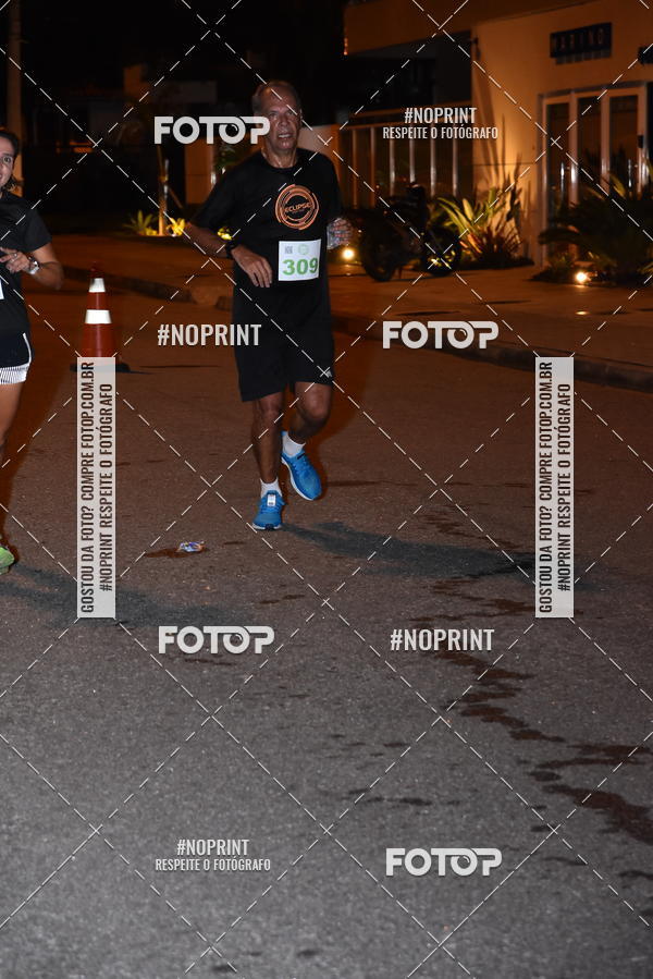 Buy your photos of the eventEclipse Night Run (Niter�i) on Fotop
