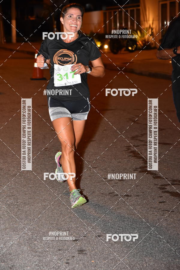 Buy your photos of the eventEclipse Night Run (Niter�i) on Fotop