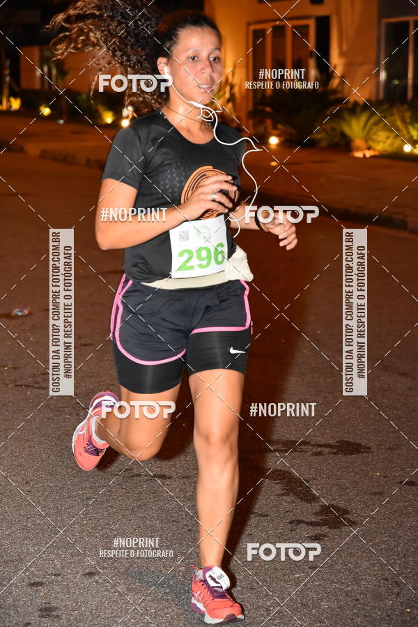 Buy your photos of the eventEclipse Night Run (Niter�i) on Fotop