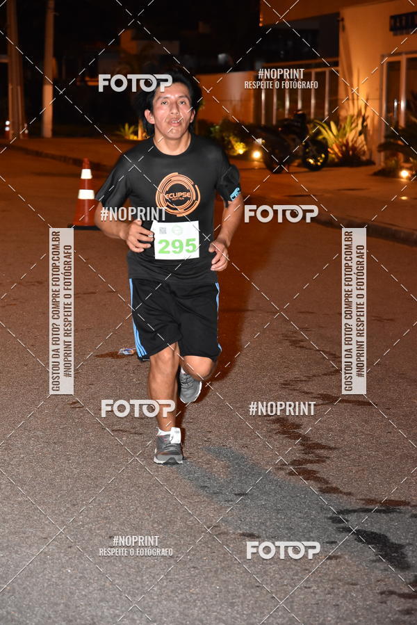 Buy your photos of the eventEclipse Night Run (Niter�i) on Fotop