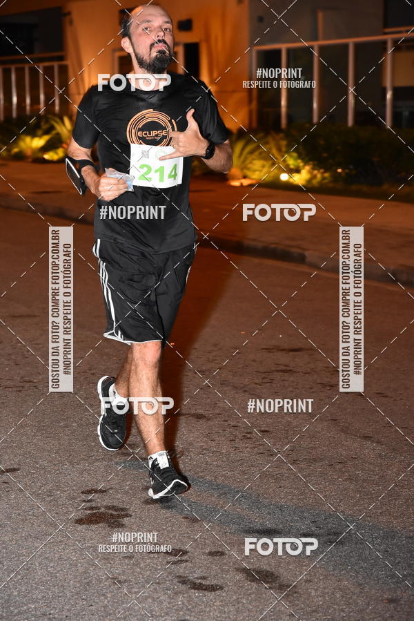 Buy your photos of the eventEclipse Night Run (Niter�i) on Fotop