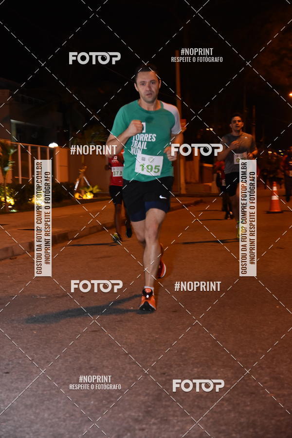 Buy your photos of the eventEclipse Night Run (Niter�i) on Fotop