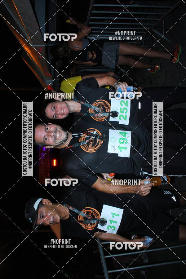 Buy your photos of the eventEclipse Night Run (Niter�i) on Fotop