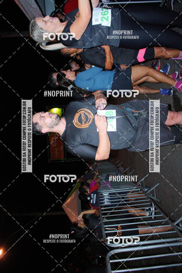 Buy your photos of the eventEclipse Night Run (Niter�i) on Fotop