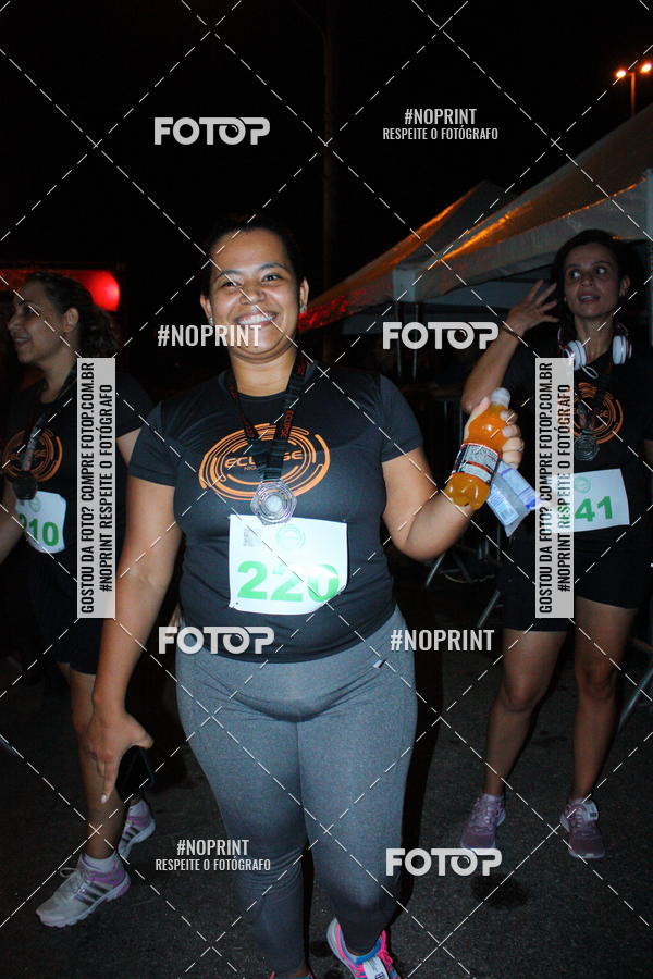 Buy your photos of the eventEclipse Night Run (Niter�i) on Fotop