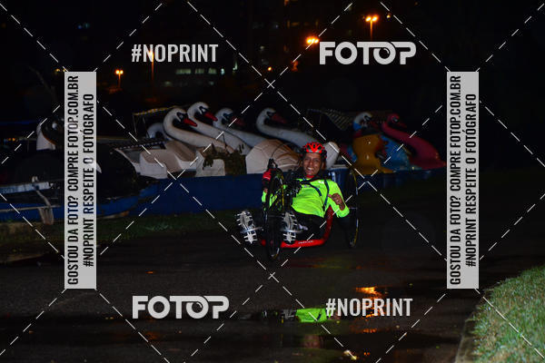 Buy your photos of the eventEclipse Night Run on Fotop