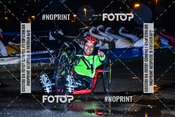 Buy your photos of the eventEclipse Night Run on Fotop