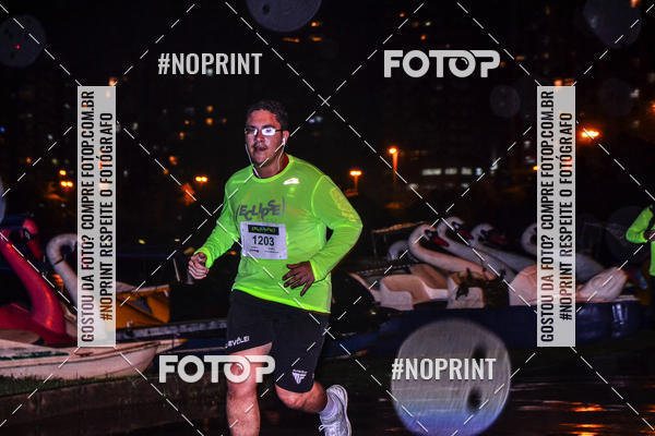 Buy your photos of the eventEclipse Night Run on Fotop