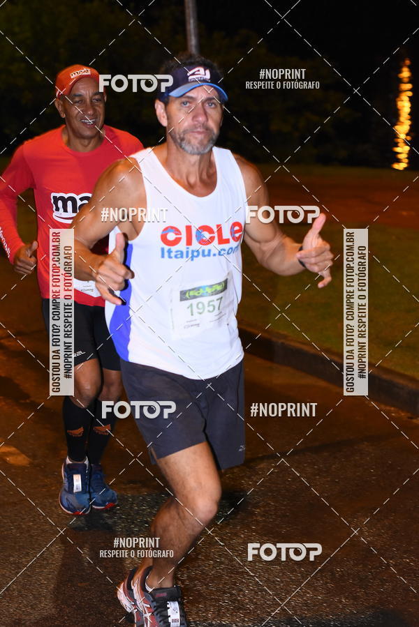 Buy your photos of the eventEclipse Night Run on Fotop