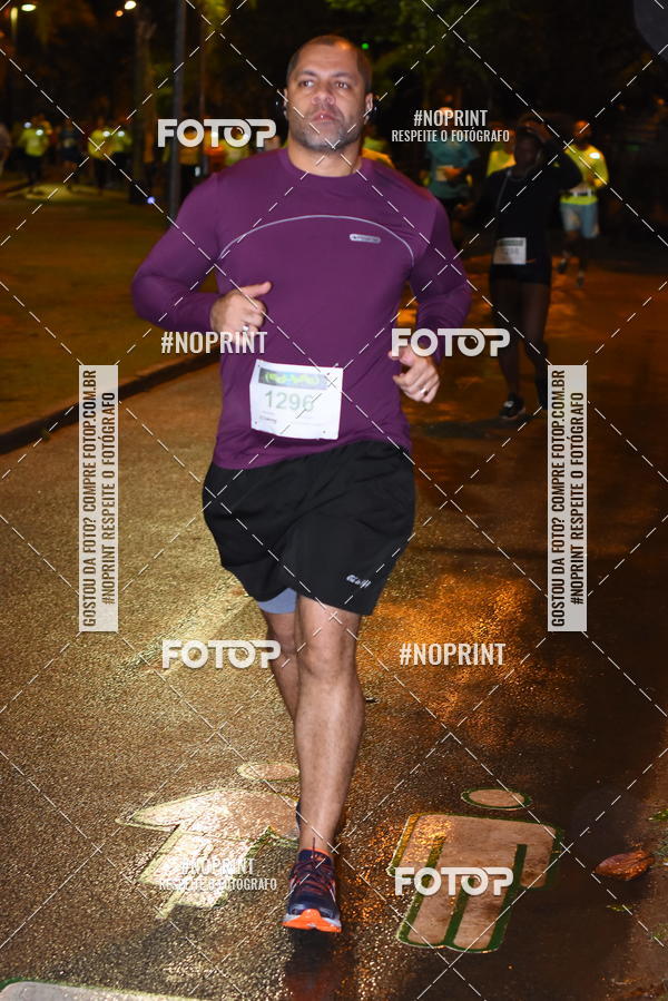 Buy your photos of the eventEclipse Night Run on Fotop