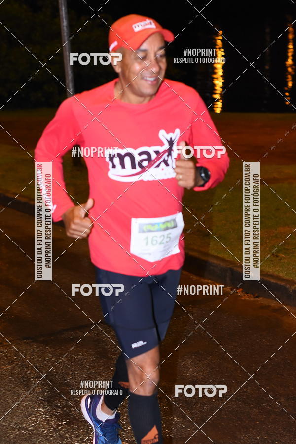 Buy your photos of the eventEclipse Night Run on Fotop