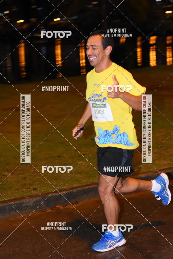 Buy your photos of the eventEclipse Night Run on Fotop