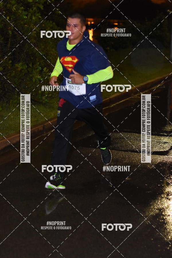 Buy your photos of the eventEclipse Night Run on Fotop