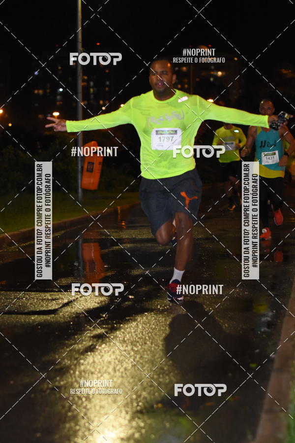 Buy your photos of the eventEclipse Night Run on Fotop
