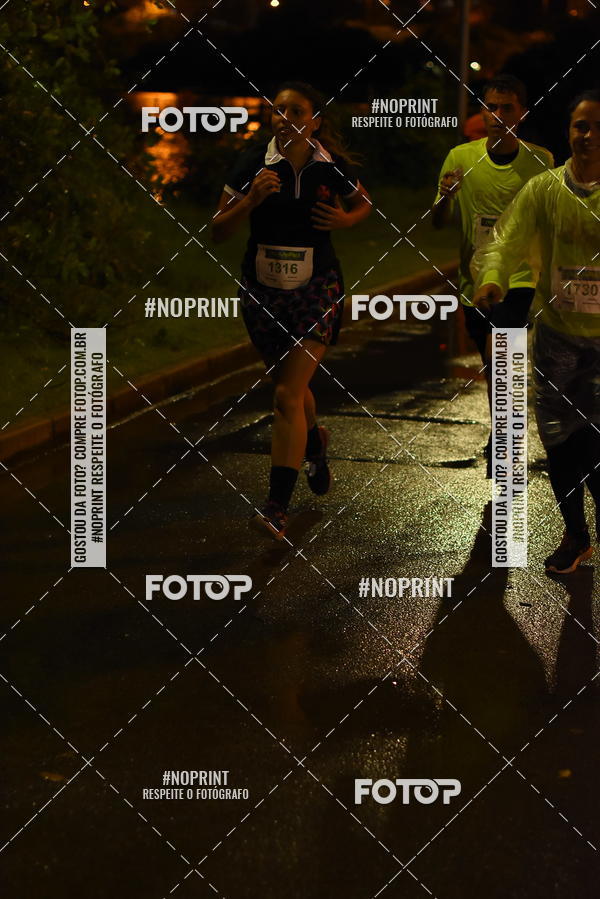 Buy your photos of the eventEclipse Night Run on Fotop