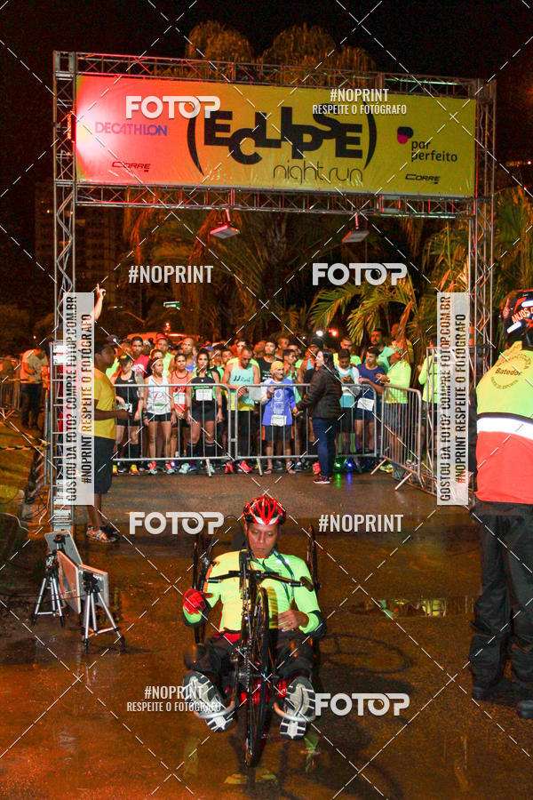 Buy your photos of the eventEclipse Night Run on Fotop