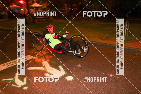 Buy your photos of the eventEclipse Night Run on Fotop