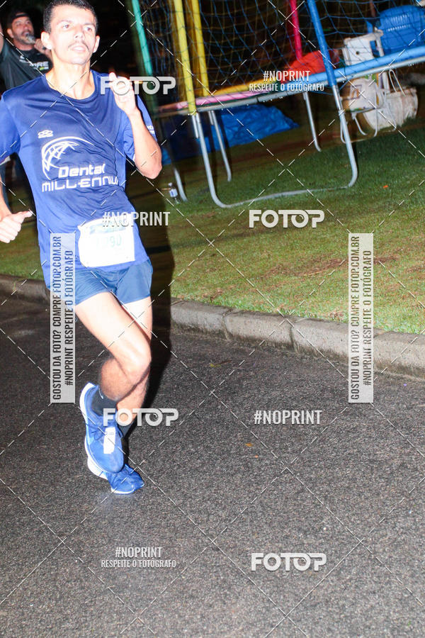 Buy your photos of the eventEclipse Night Run on Fotop