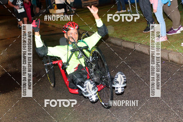 Buy your photos of the eventEclipse Night Run on Fotop