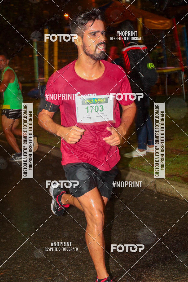 Buy your photos of the eventEclipse Night Run on Fotop