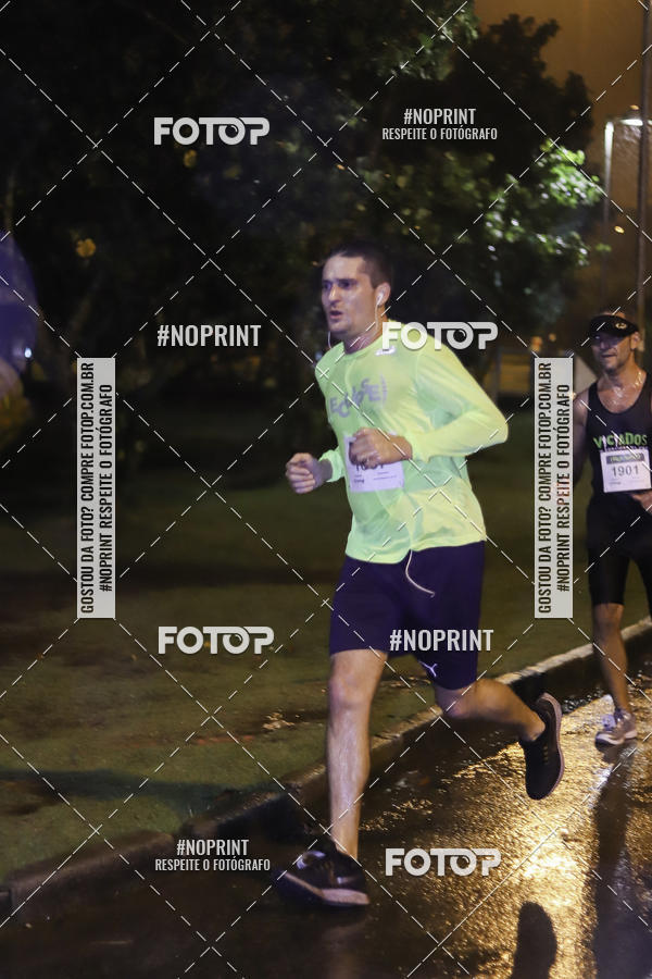 Buy your photos of the eventEclipse Night Run on Fotop
