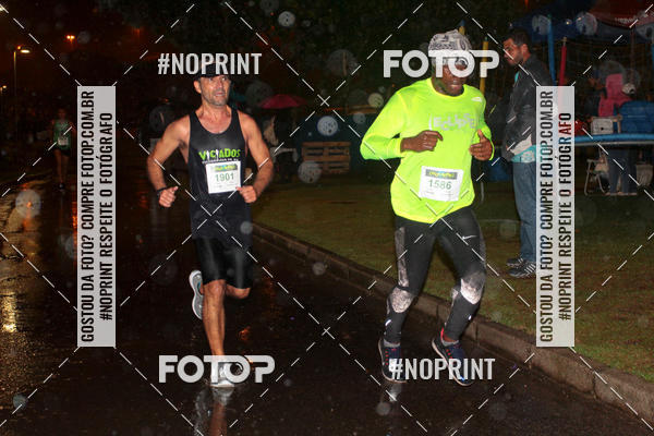 Buy your photos of the eventEclipse Night Run on Fotop