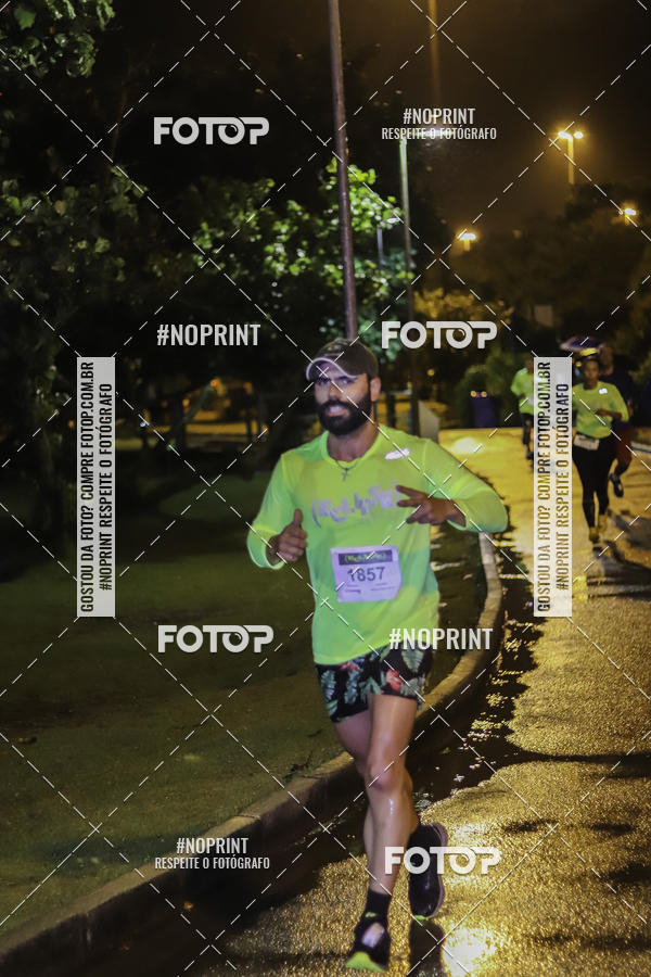 Buy your photos of the eventEclipse Night Run on Fotop