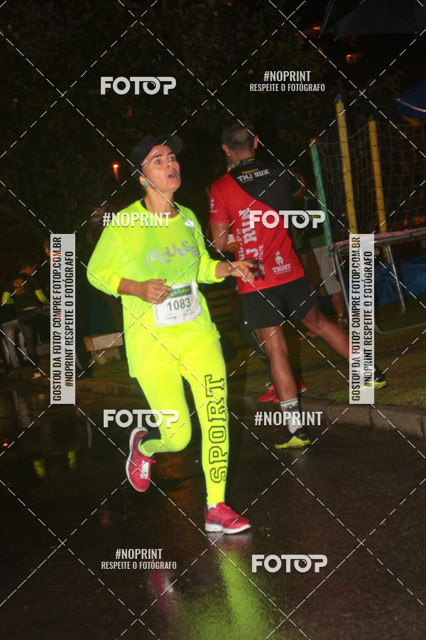 Buy your photos of the eventEclipse Night Run on Fotop
