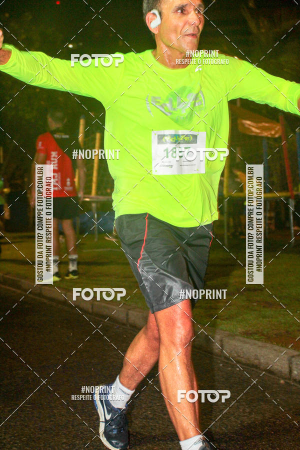 Buy your photos of the eventEclipse Night Run on Fotop