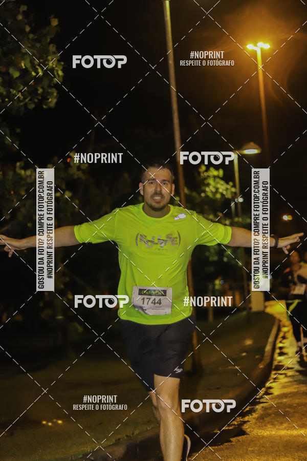 Buy your photos of the eventEclipse Night Run on Fotop