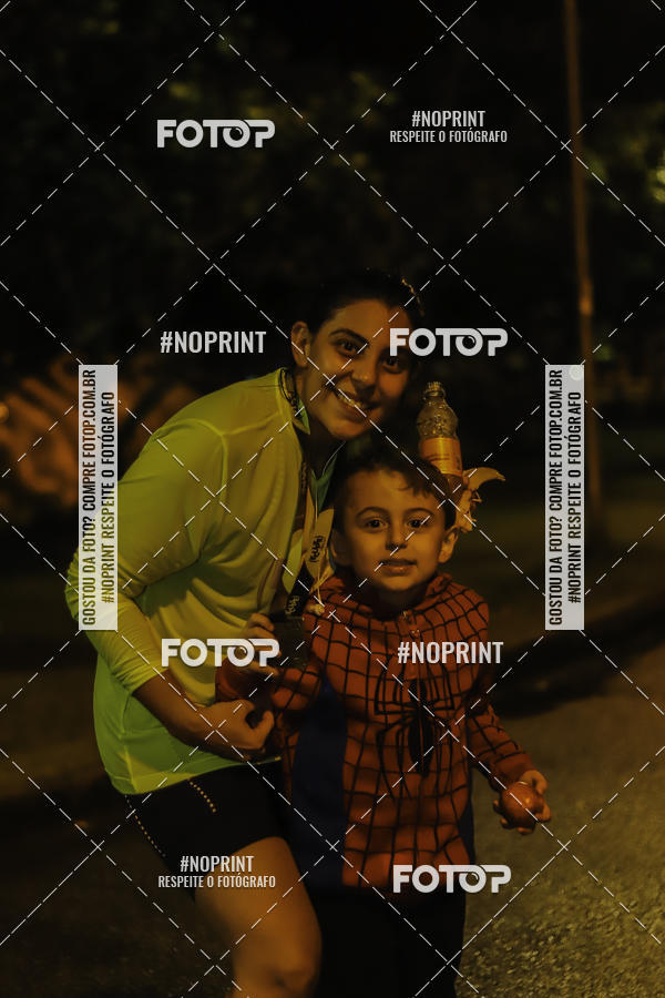 Buy your photos of the eventEclipse Night Run on Fotop