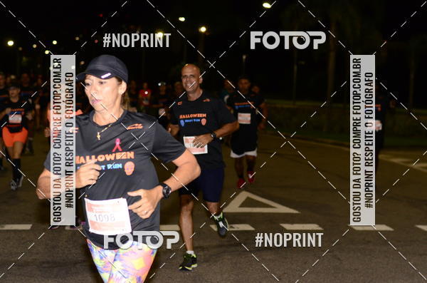 Buy your photos of the eventHalloween Run on Fotop