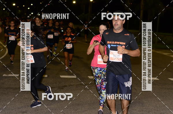 Buy your photos of the eventHalloween Run on Fotop