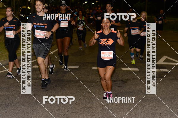 Buy your photos of the eventHalloween Run on Fotop