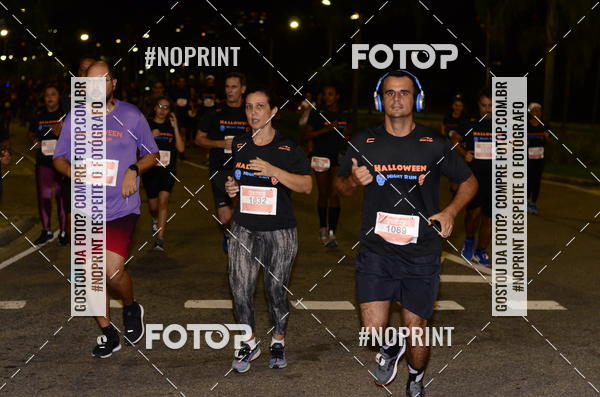 Buy your photos of the eventHalloween Run on Fotop
