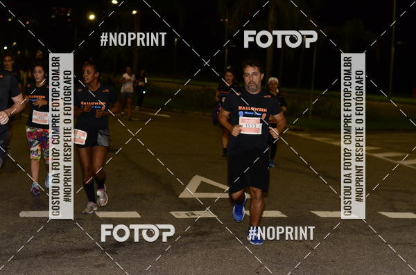 Buy your photos of the eventHalloween Run on Fotop