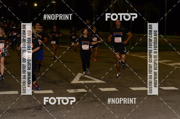 Buy your photos of the eventHalloween Run on Fotop