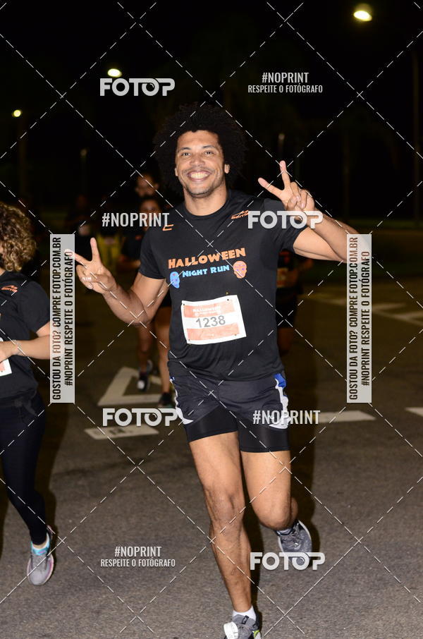 Buy your photos of the eventHalloween Run on Fotop