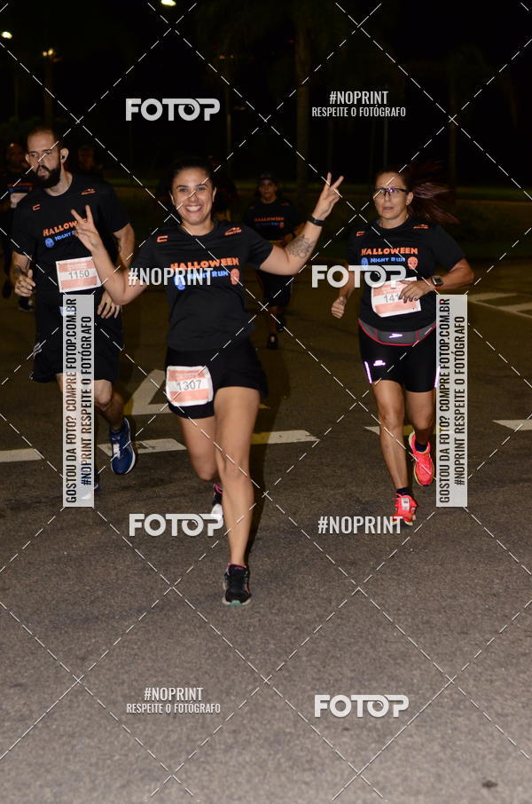 Buy your photos of the eventHalloween Run on Fotop