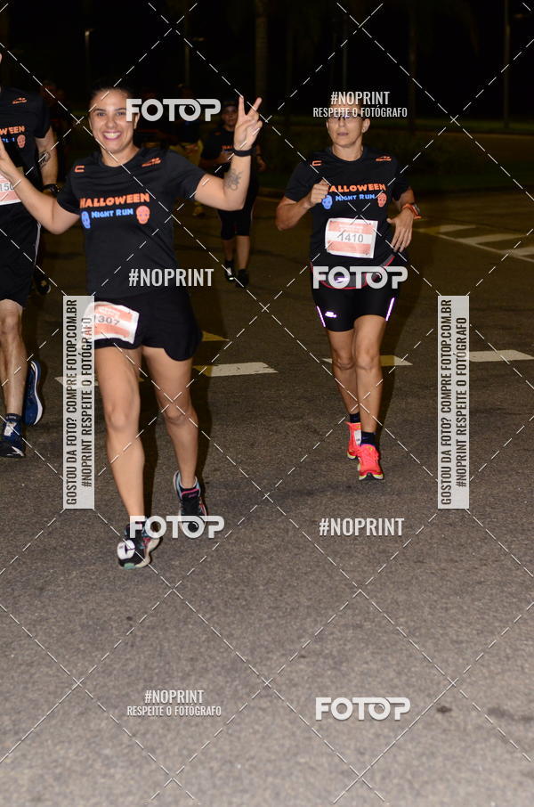 Buy your photos of the eventHalloween Run on Fotop