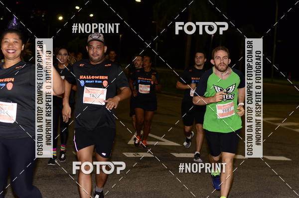 Buy your photos of the eventHalloween Run on Fotop
