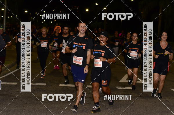 Buy your photos of the eventHalloween Run on Fotop