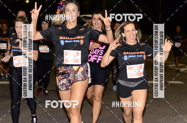 Buy your photos of the eventHalloween Run on Fotop