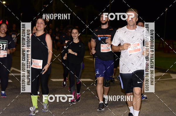 Buy your photos of the eventHalloween Run on Fotop