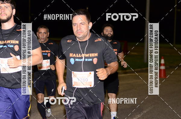 Buy your photos of the eventHalloween Run on Fotop