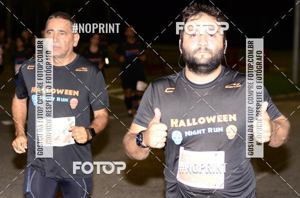 Buy your photos of the eventHalloween Run on Fotop