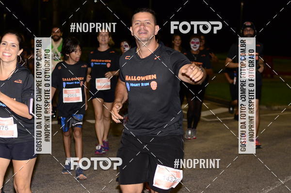 Buy your photos of the eventHalloween Run on Fotop