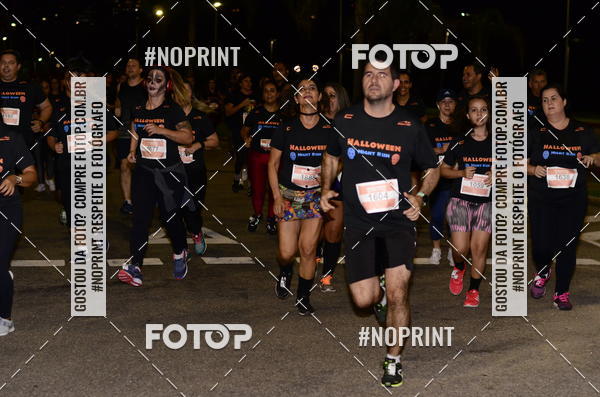 Buy your photos of the eventHalloween Run on Fotop